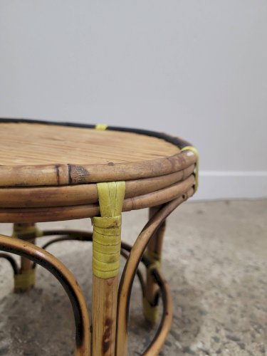 Porte plante en rotin vintage