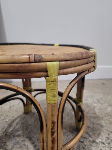 Porte plante en rotin vintage