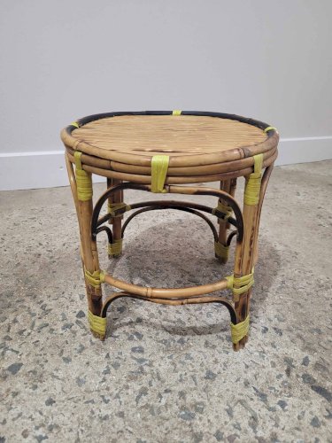 Porte plante en rotin vintage