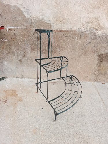 Porte-plantes d'angle en métal