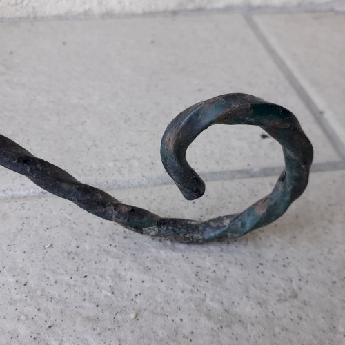 Porte-plantes en fer forgé