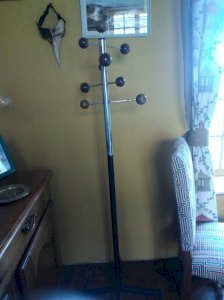 Porte Portemanteau Atomic en métal chromé/noir et bois. vintage année 60 