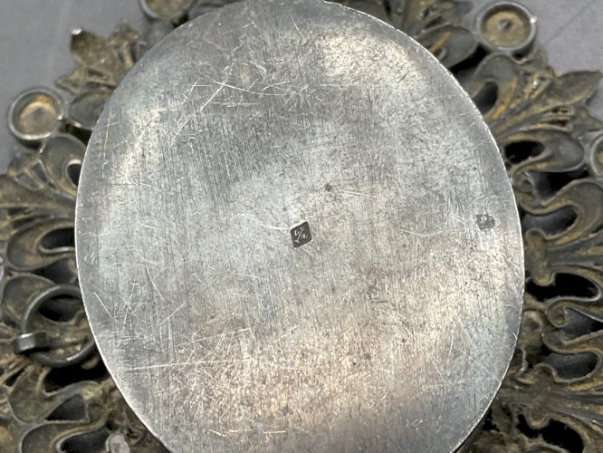 porte reliquaire Ostensoir cadre  ….. en argent .