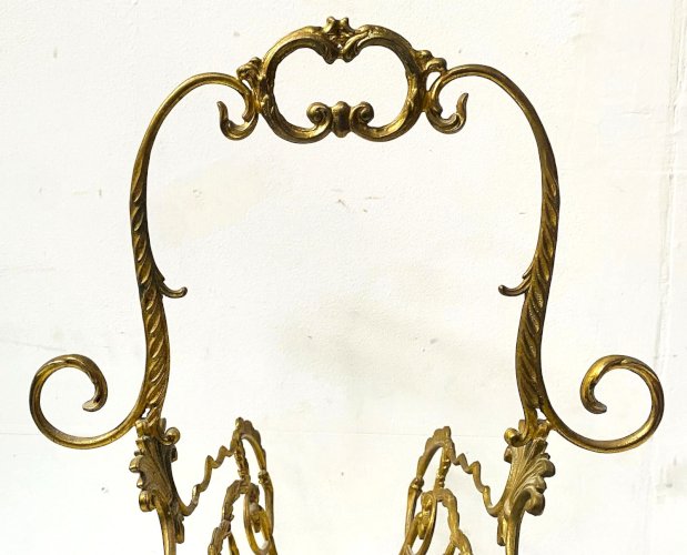 Porte revues en bronze et laiton ajouré XX siècle