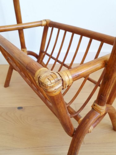 Porte revues en rotin vintage