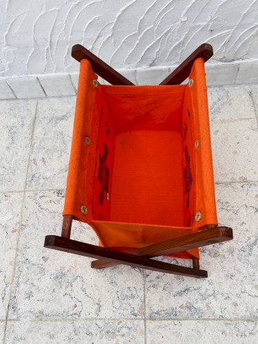 Porte-revues en tissus vintage