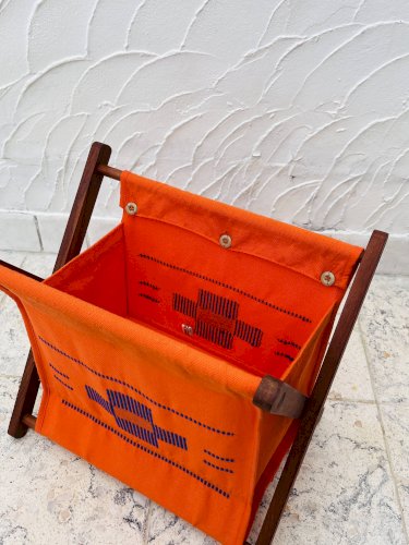 Porte-revues en tissus vintage