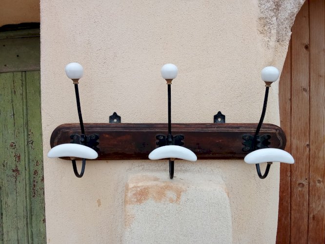 Portemanteau trois patères en porcelaine