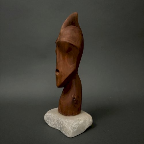 Portrait de guerrier en bois sculpté par Calin Hentea XXe 1995 M3480