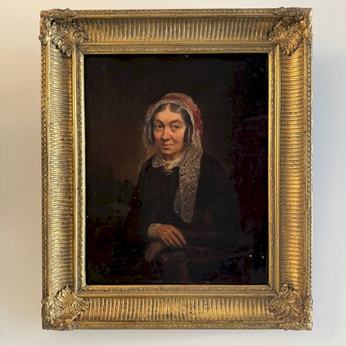 Portrait fin XIXe représentant une femme à la coiffe et à la dentelle A5617