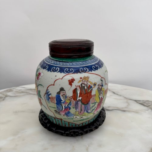 Pot à gingembre Chine XIXe sur un support en bois de fer M4052