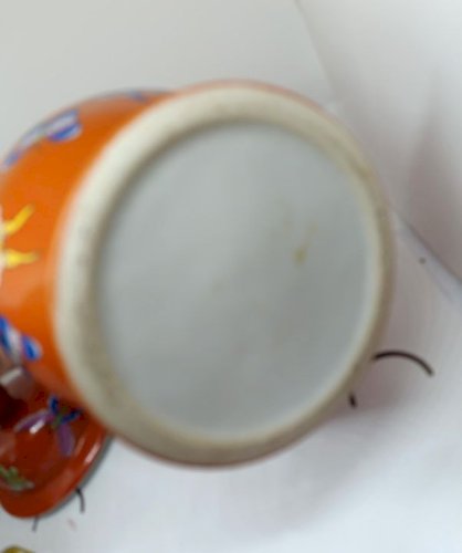 Pot à gingembre / vase asiatique à decor de papillon en bon etat (made in chiner)