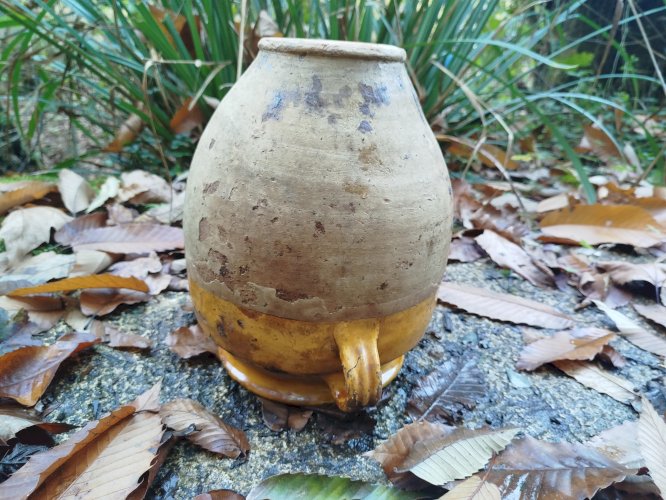 Pot a graisse ancien, pot jaune du sud-ouest France 
