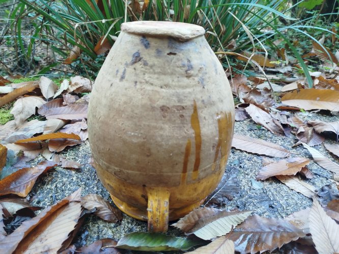 Pot a graisse ancien, pot jaune du sud-ouest France 