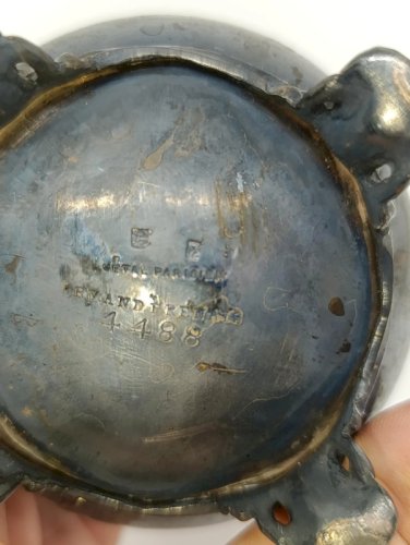 pot à lait ancien en métal parisien signé Armand Frenais en bon etat