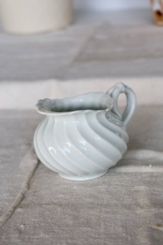 Pot à lait / crémier vintage porcelaine blanche torsadée Limoges Haviland