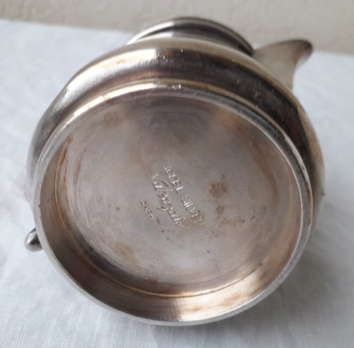 Pot à lait en métal argenté Nakazato