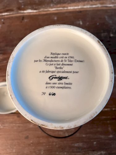 Pot à lait Saint-Uze pour Guigoz