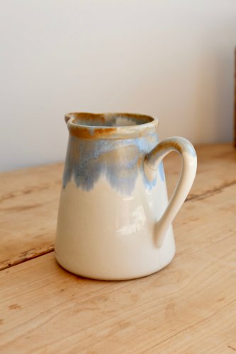 Pot à lait vintage céramique émaillée dégradé bleu et taupe