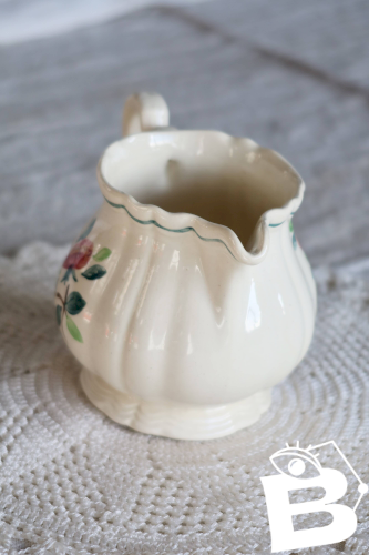 Pot à lait vintage Sarreguemines “Amazonas” peint à la main