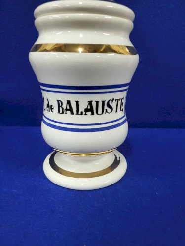 POT A PHARMACIE C.DE BALAUSTRE GIEN N° 24