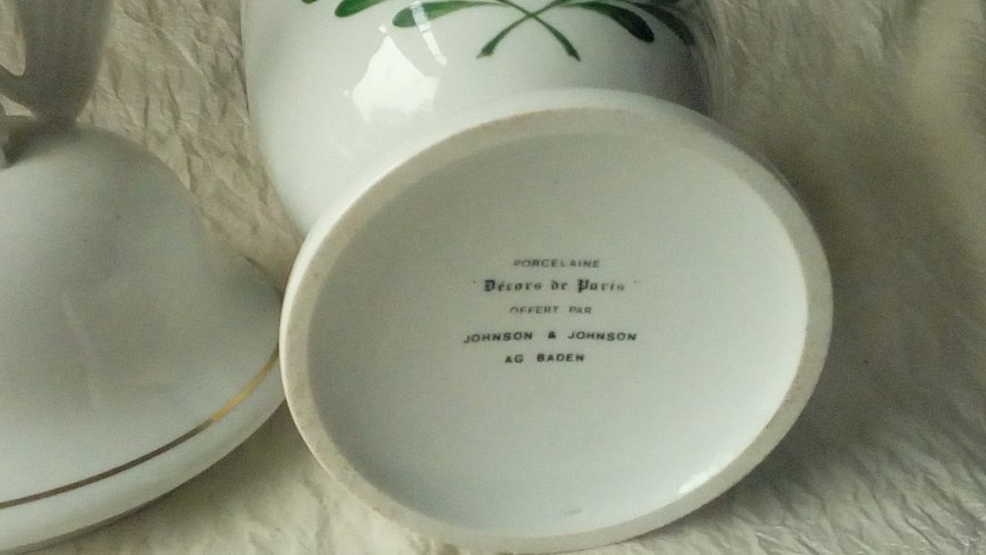 POT A PHARMACIE EN PORCELAINE DECOR DE PARIS AIGLE ROYAL STYLE NAPOLEON III**