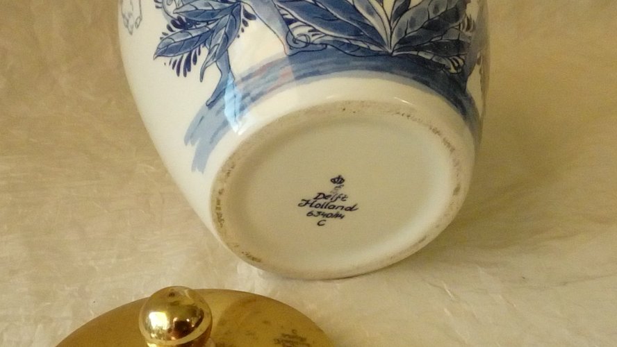 POT A TABAC EN FAIENCE DE DELFT HOLLANDE *
