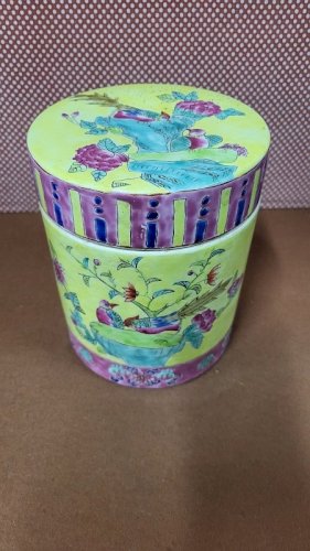 POT A THE EN FAÏENCE ASIATIQUE A DECOR D'OISEAUX SIGNE