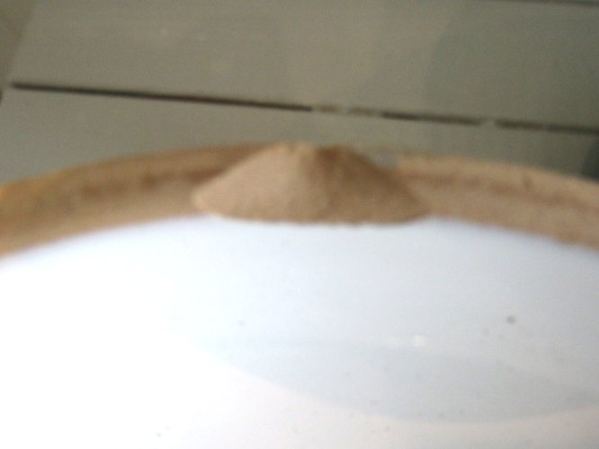 Pot avec couvercle en céramique émaillée de Nazareno Picchiotti