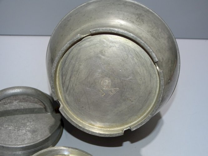 -POT BOUILLON ETAIN XIX TRANSPORT de LA SOUPE aux CHAMPS Collection déco   D