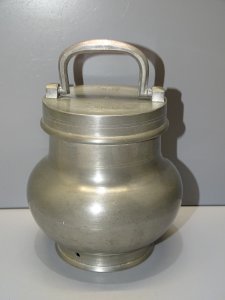 - XIX CENTURY TIN BROTH POT TRANSPORT of SOUP to the FIELDS Gold Medal 1888 D