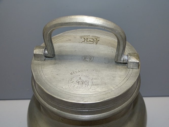 -POT BOUILLON ETAIN XIX TRANSPORT de LA SOUPE aux CHAMPS Médaille d'Or 1888   D