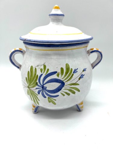 Pot couvert en faïence décor rustique – motif coq – XXe siècle