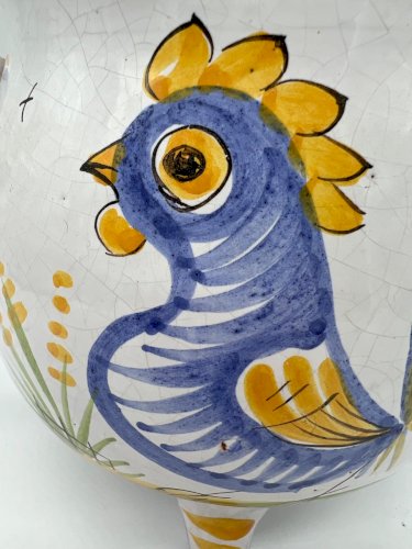 Pot couvert en faïence décor rustique – motif coq – XXe siècle
