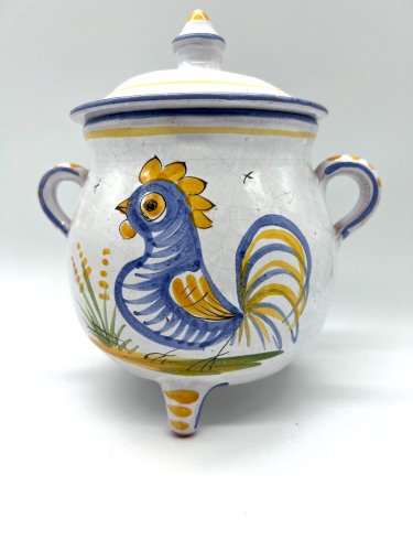 Pot couvert en faïence décor rustique – motif coq – XXe siècle
