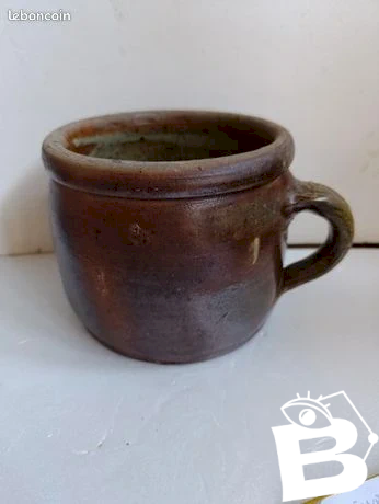 pot en gres avec poignee style la borne en bon etat