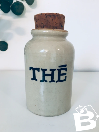 Pot en grès pour le thé