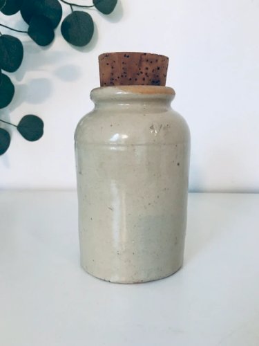 Pot en grès pour le thé