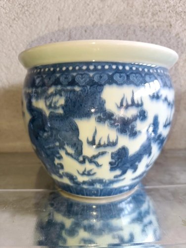 pot en porcelaine chinois à decor de dragon en bon etat