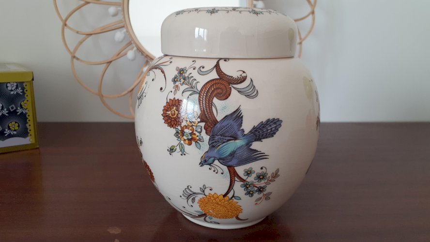 pot en porcelaine Stafforshire Sadler