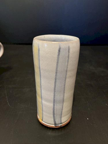 Pot et vase terre cuite émaillé à rayures signature à identifier GB artisanat