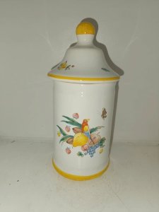 pot style apothicaire decor floral signé poterie a la chapelle des pots en bon etat