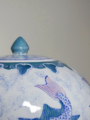 Potiche ou vase couvert chinois vintage motifs de carpes koï