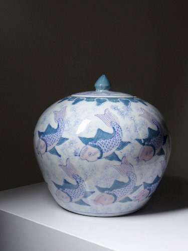 Potiche ou vase couvert chinois vintage motifs de carpes koï