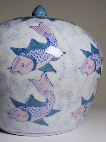 Potiche ou vase couvert chinois vintage motifs de carpes koï