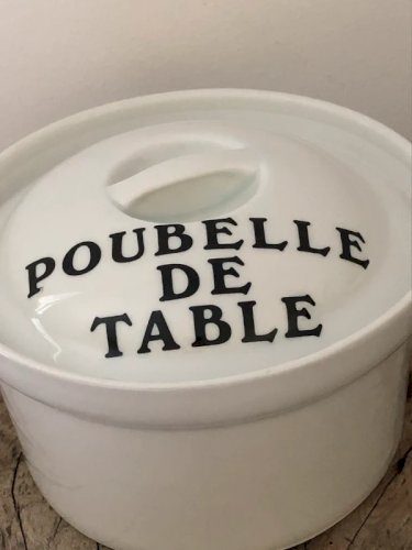 Poubelle de table en porcelaine Apilco