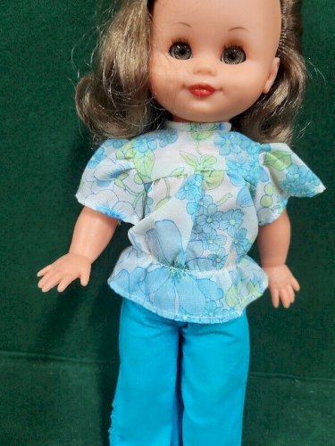 POUPEE ANCIENNE 1.29.01 BELLA HABILLEMENT BLEU