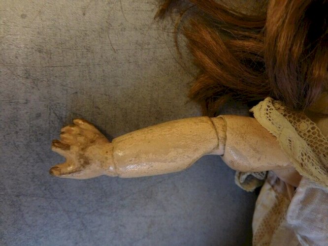POUPEE ANCIENNE SFBJ PARIS