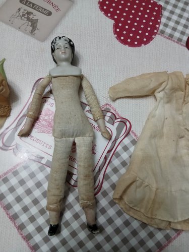 Poupée ancienne 