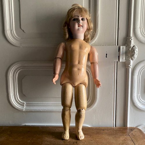 Poupée blonde tête en porcelaine début XXe M3750